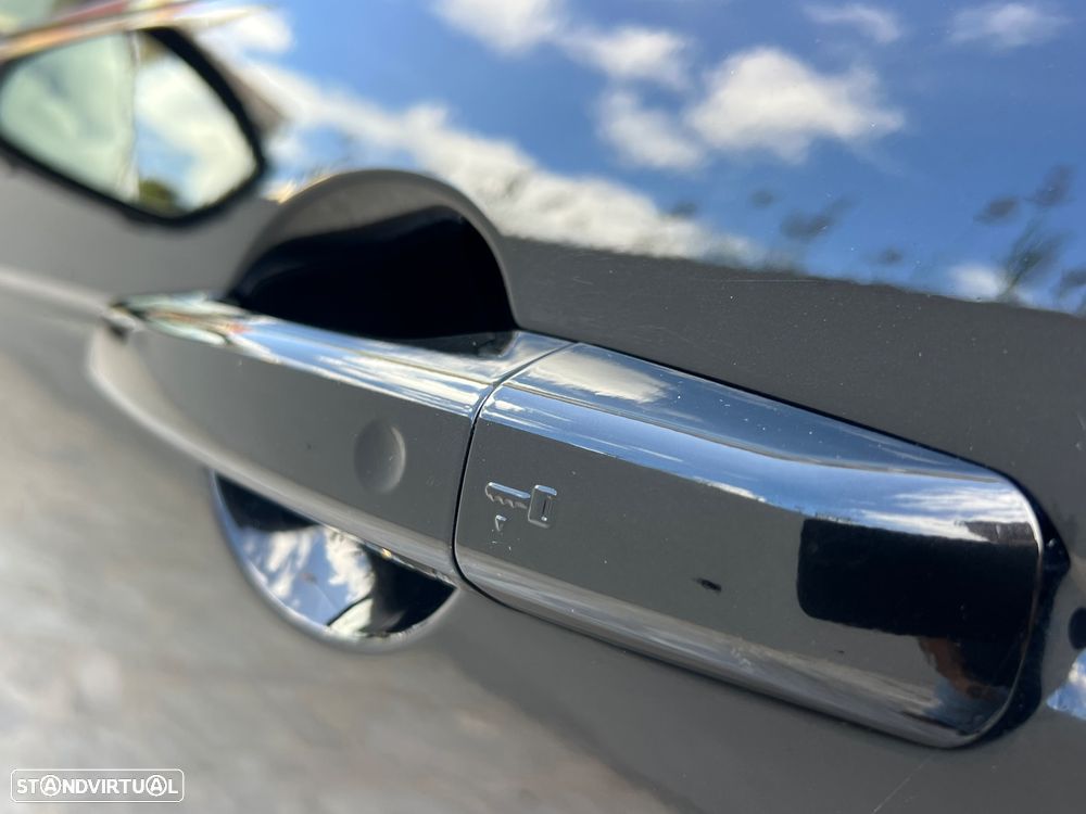 Land Rover Discovery Sport 2.0 eD4 R-Dynamic 7L - 24