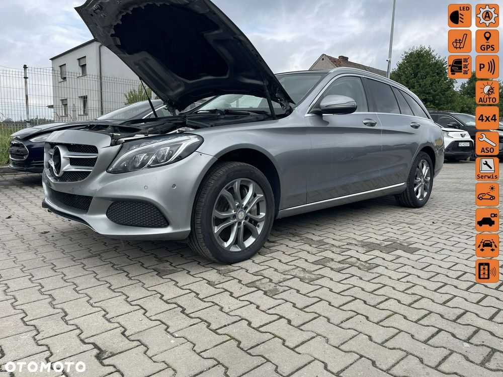 Mercedes-Benz Klasa C 400 4Matic 9G-TRONIC Avantgarde - 1