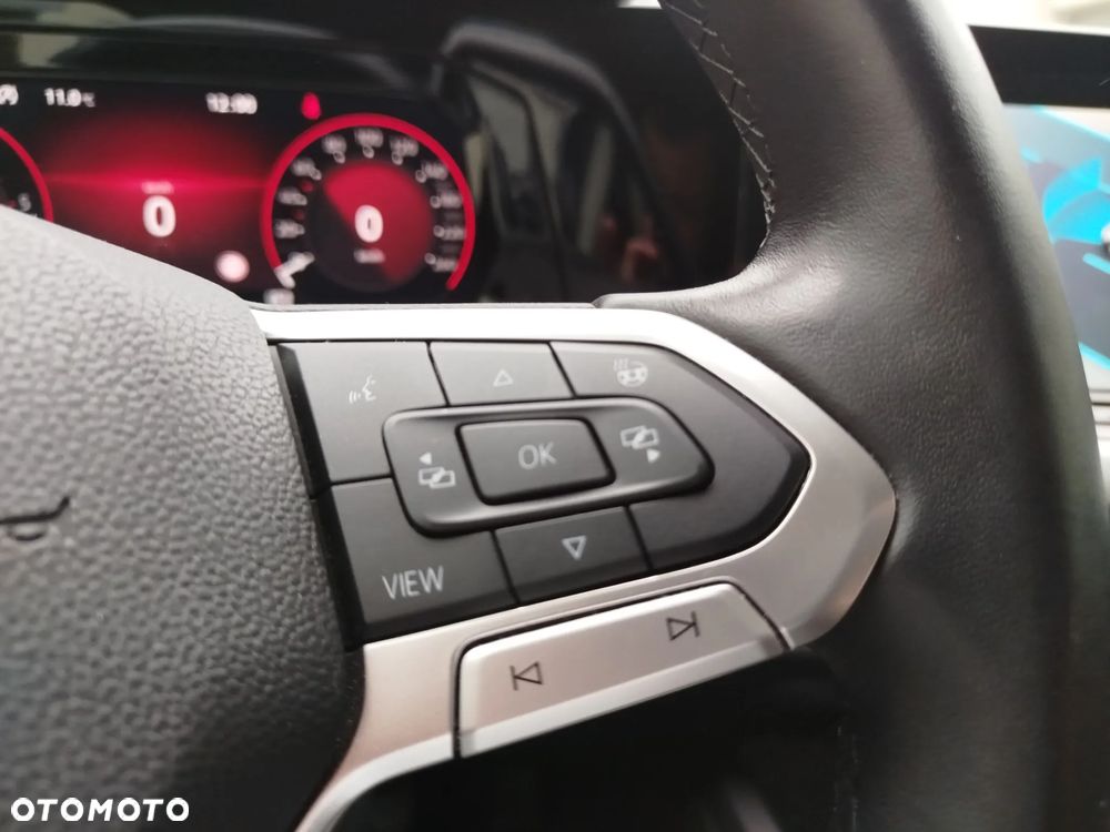 Volkswagen Golf Variant 2.0 TDI SCR DSG Life - 14