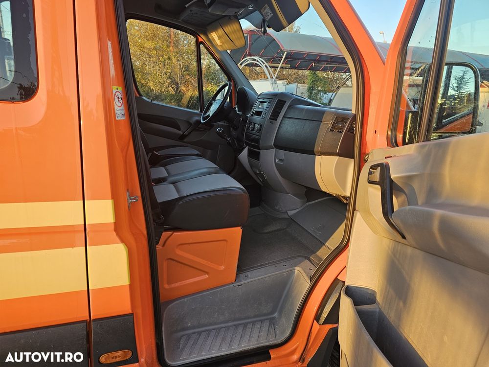 Volkswagen Crafter 2.0 TDI - DOKA - 7 locuri + bena - 10