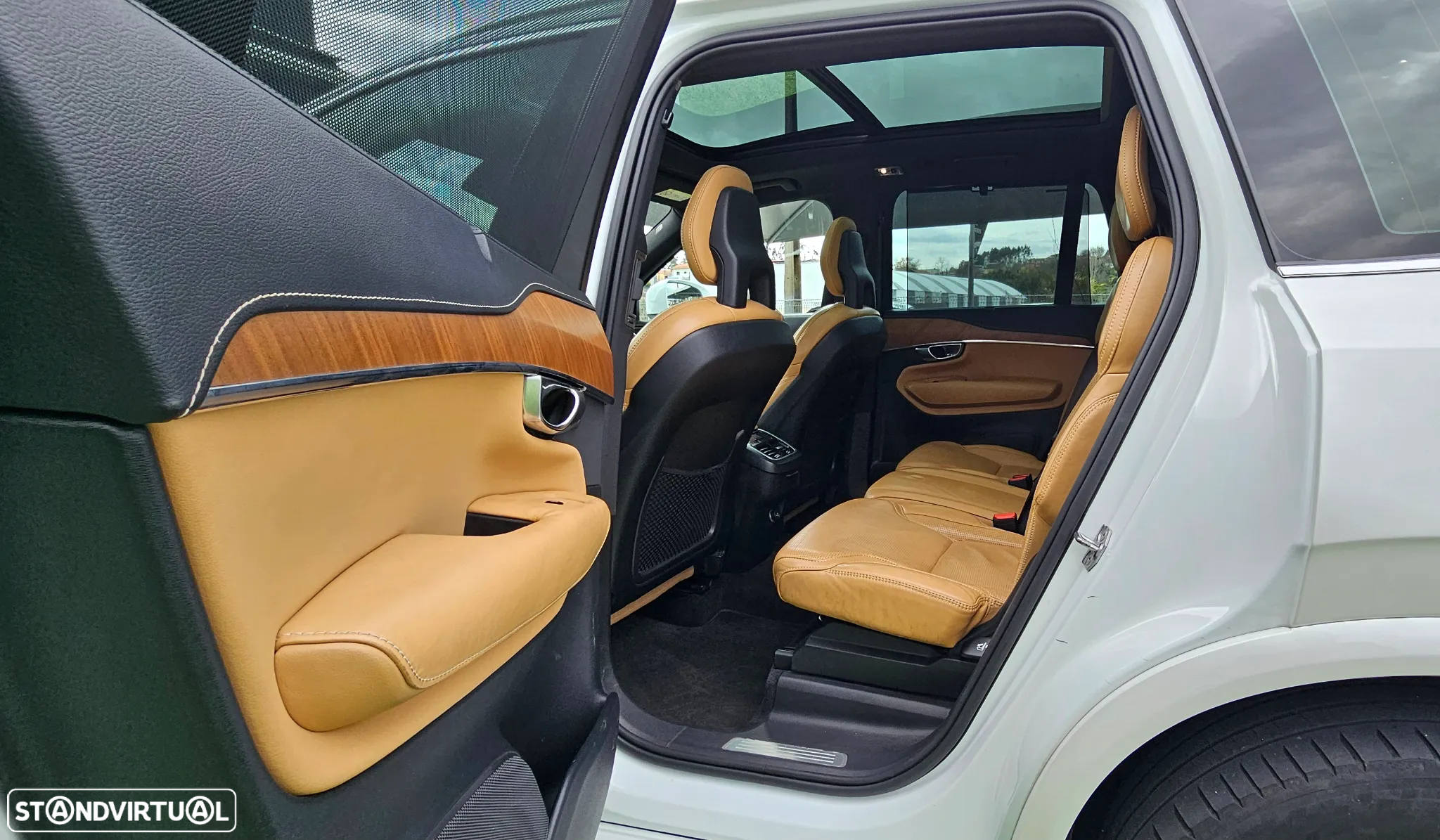 Volvo XC 90 2.0 B5 Inscription AWD - 20