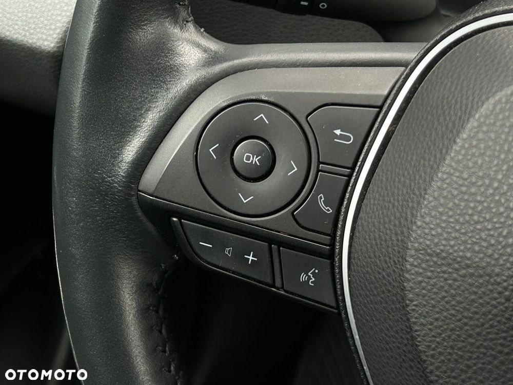 Toyota Corolla - 21
