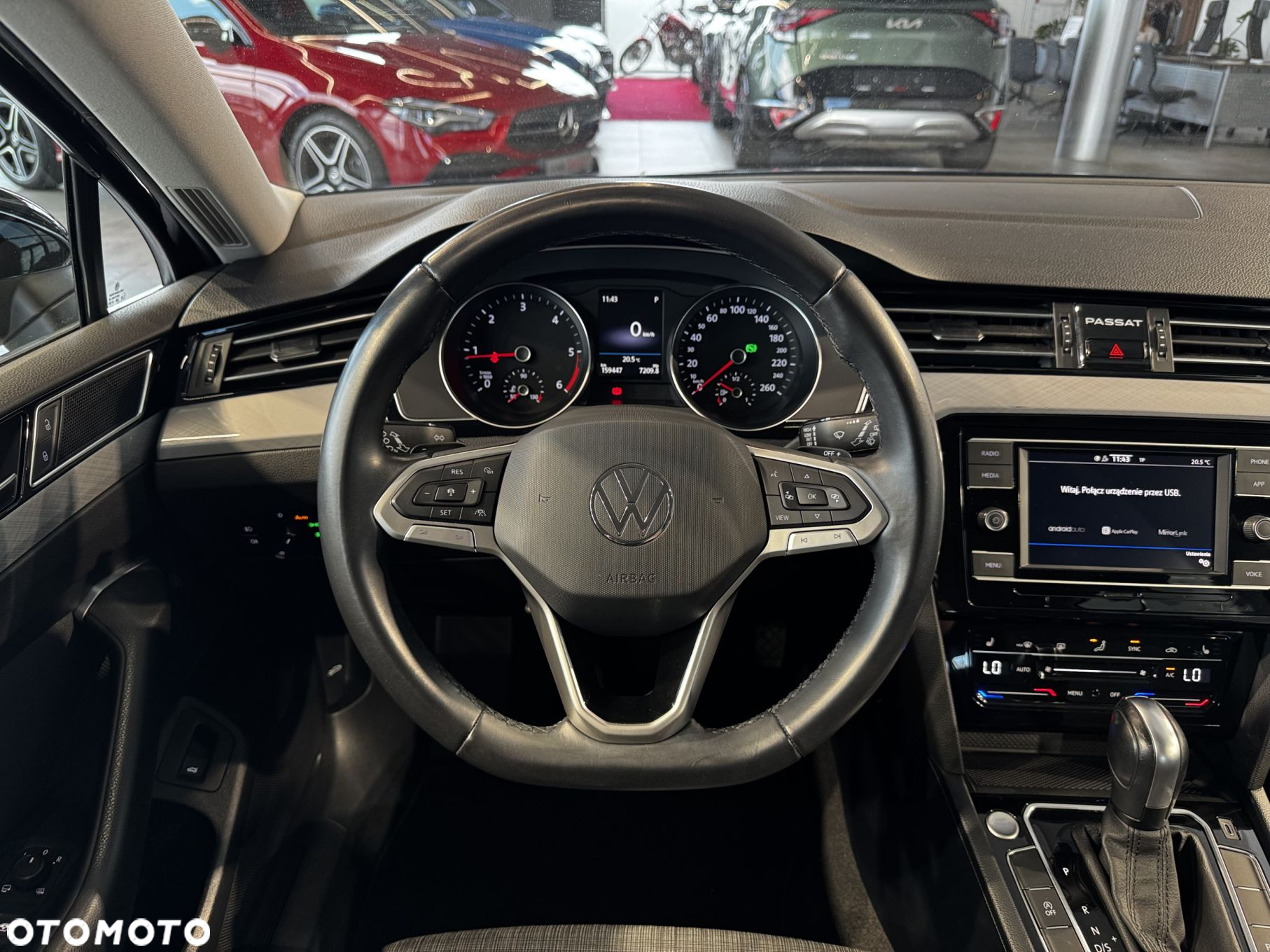 Volkswagen Passat - 20