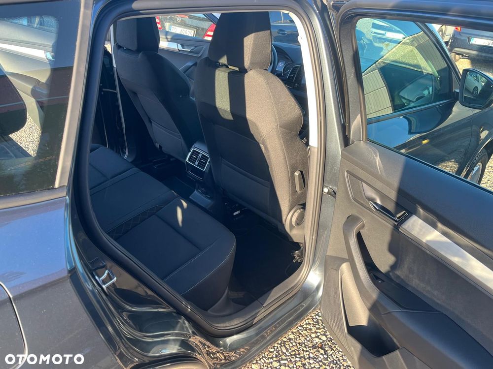 Skoda Karoq 1.0 TSI Active - 21