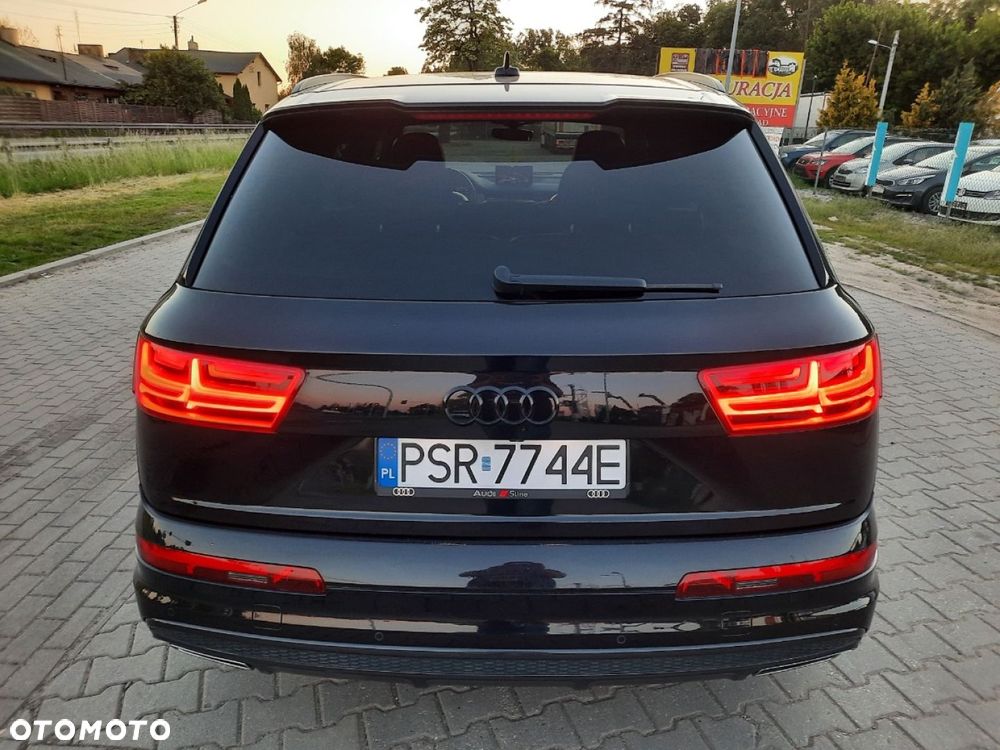 Audi Q7 - 7