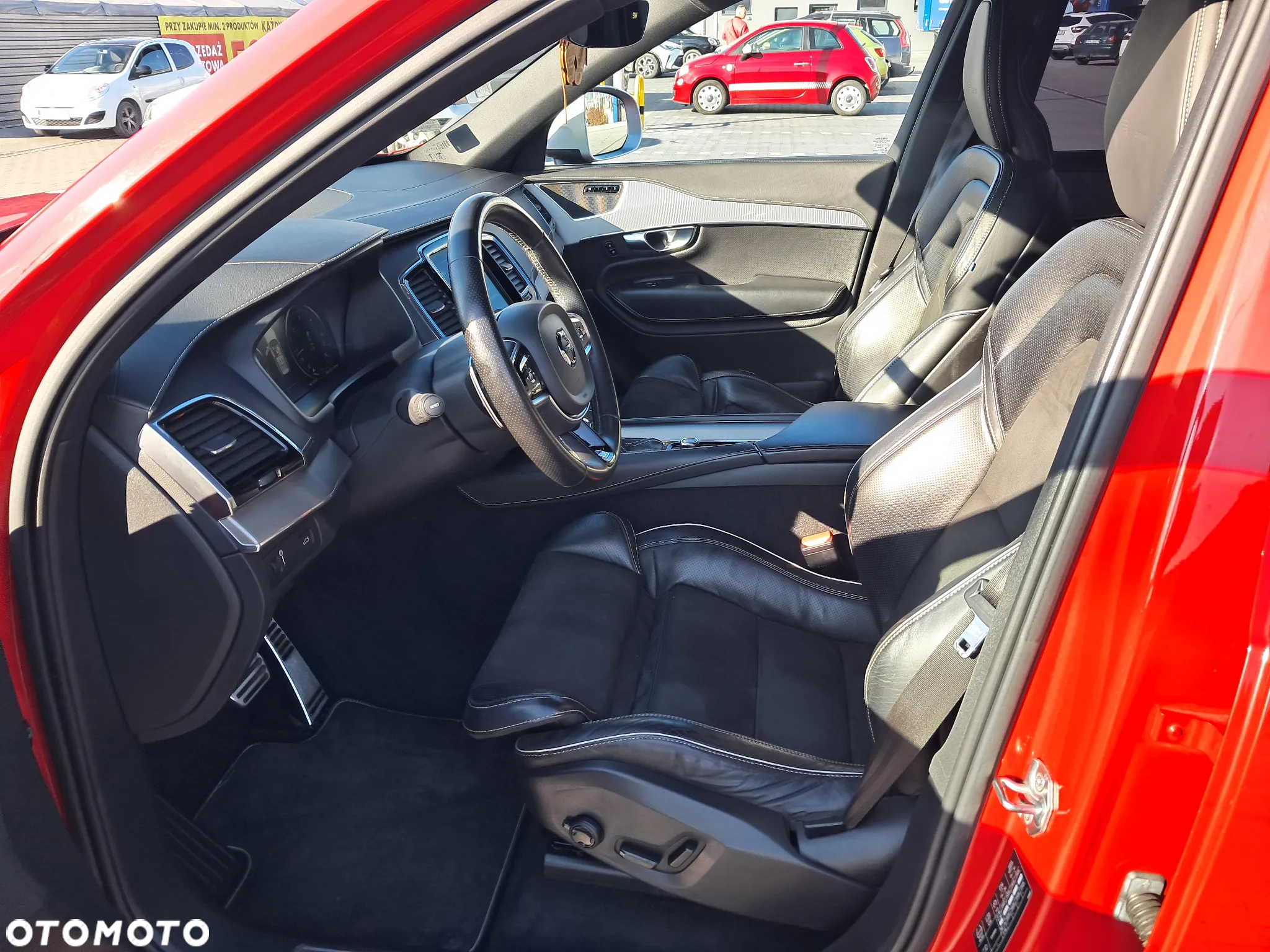 Volvo XC 90 D5 SCR AWD R-Design - 24