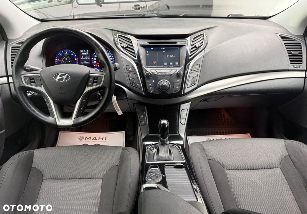 Hyundai i40 Kombi blue 1.7 CRDi DCT Premium - 20