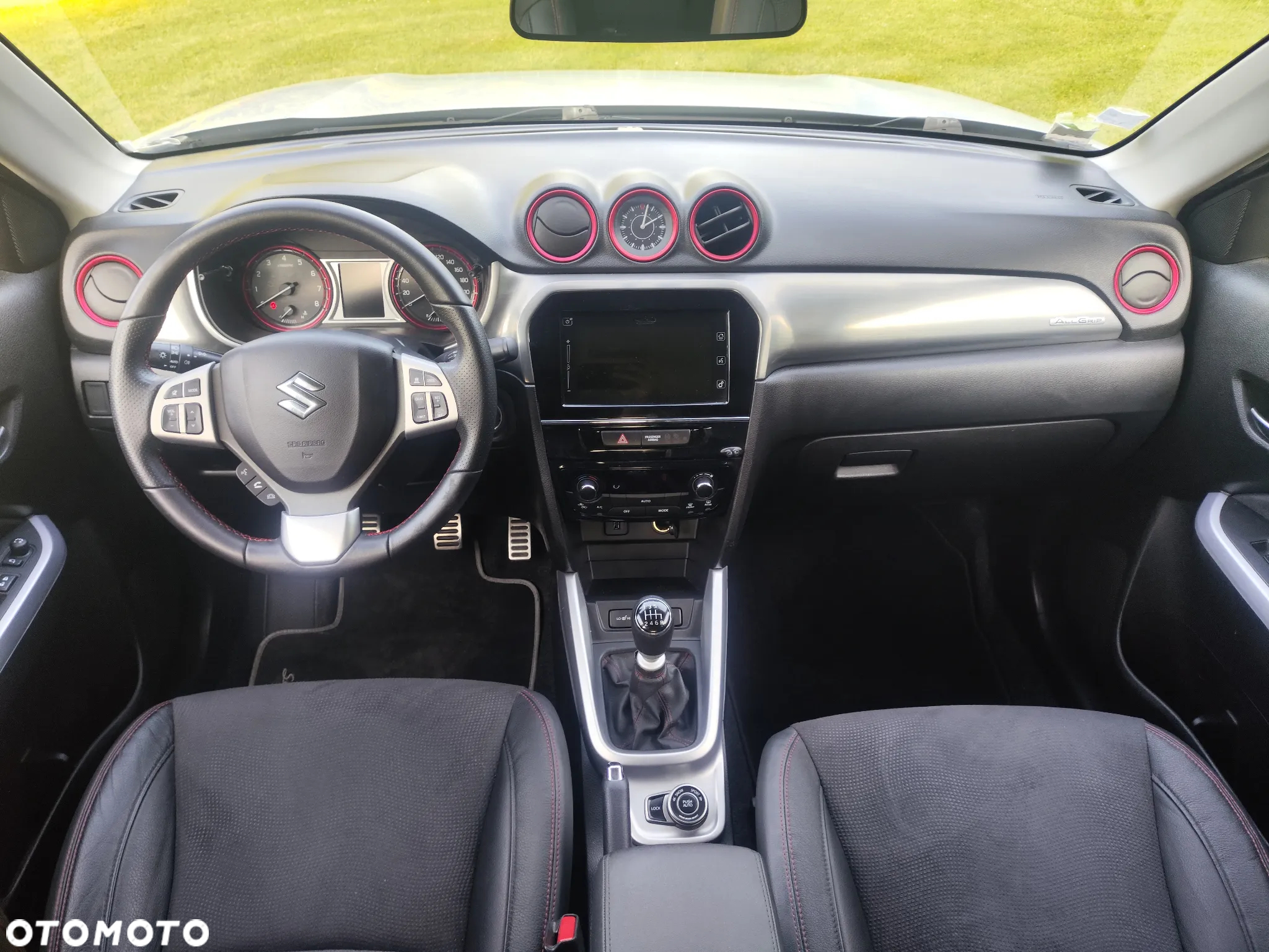 Suzuki Vitara 1.4 Boosterjet Premium 4WD - 18