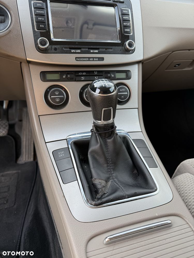 Volkswagen Passat - 6