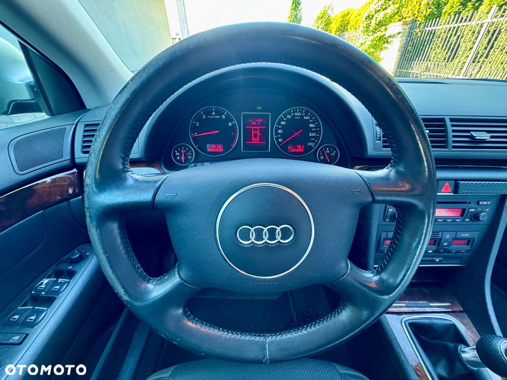 Audi A4 Avant - 24