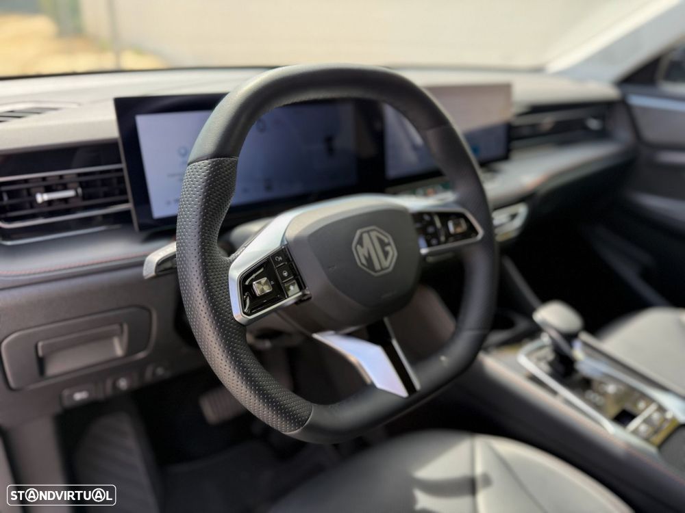 MG EHS 1.5 T-GDI Plug-in Hybrid Luxury - 34