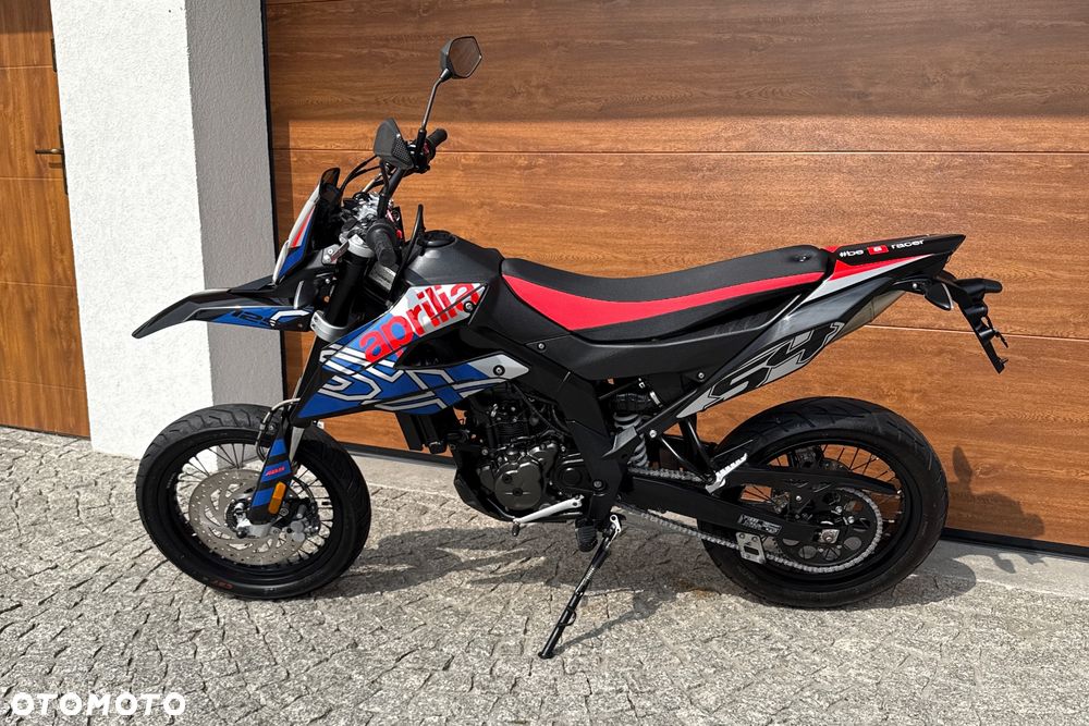 Aprilia SX - 16