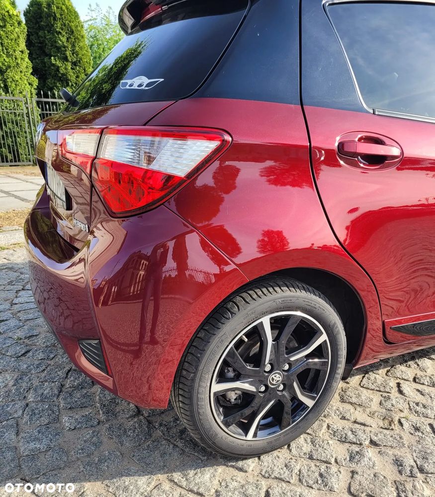 Toyota Yaris - 4