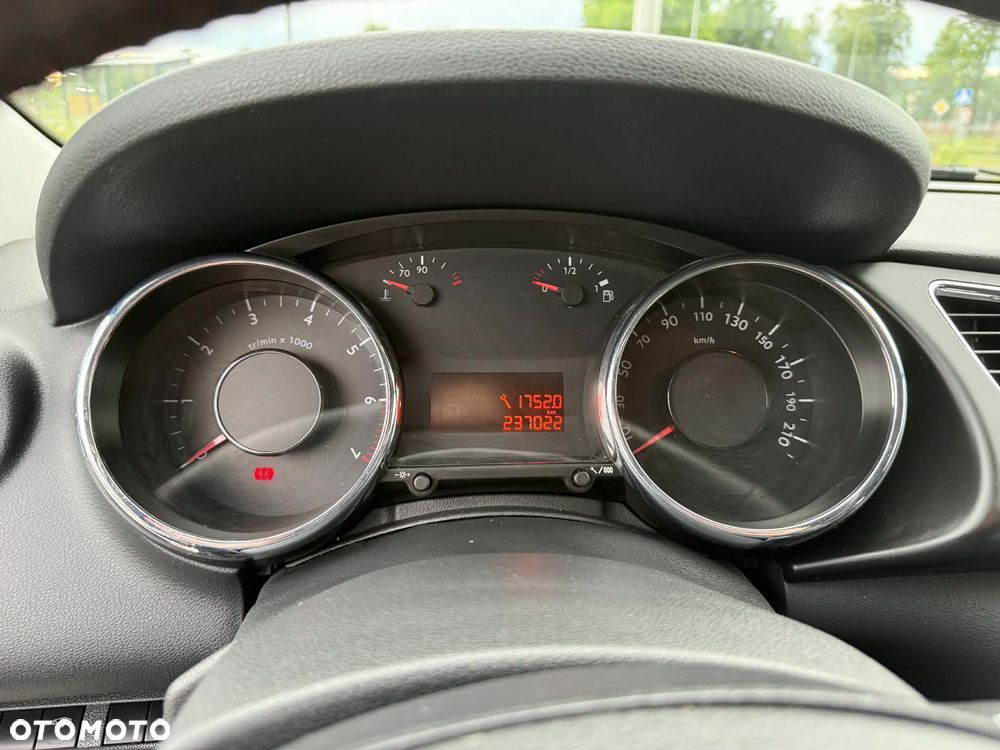 Peugeot 3008 1.6 Active - 10