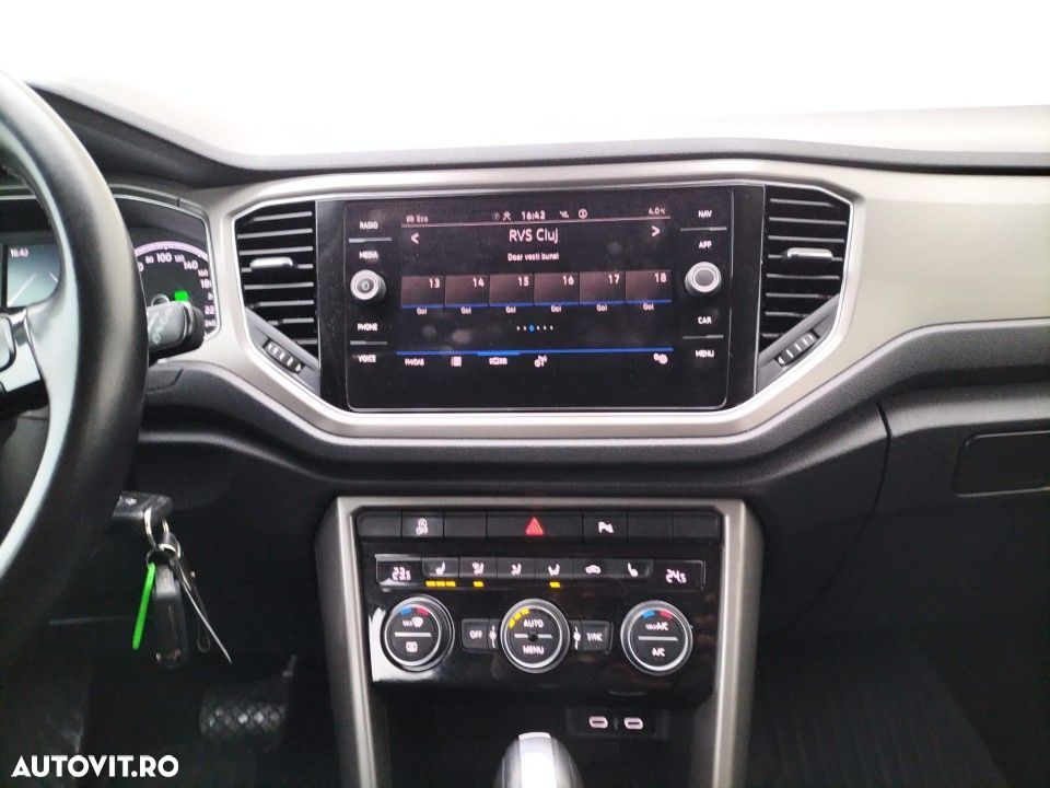 Volkswagen T-Roc - 7