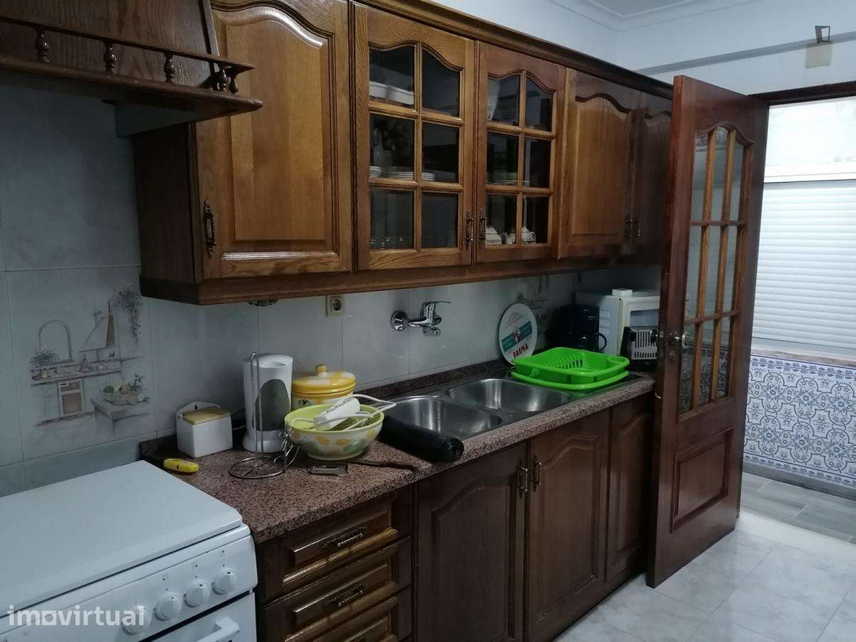 Quarto - localizado em Olivais Lisbon - Grande imagem: 5/13