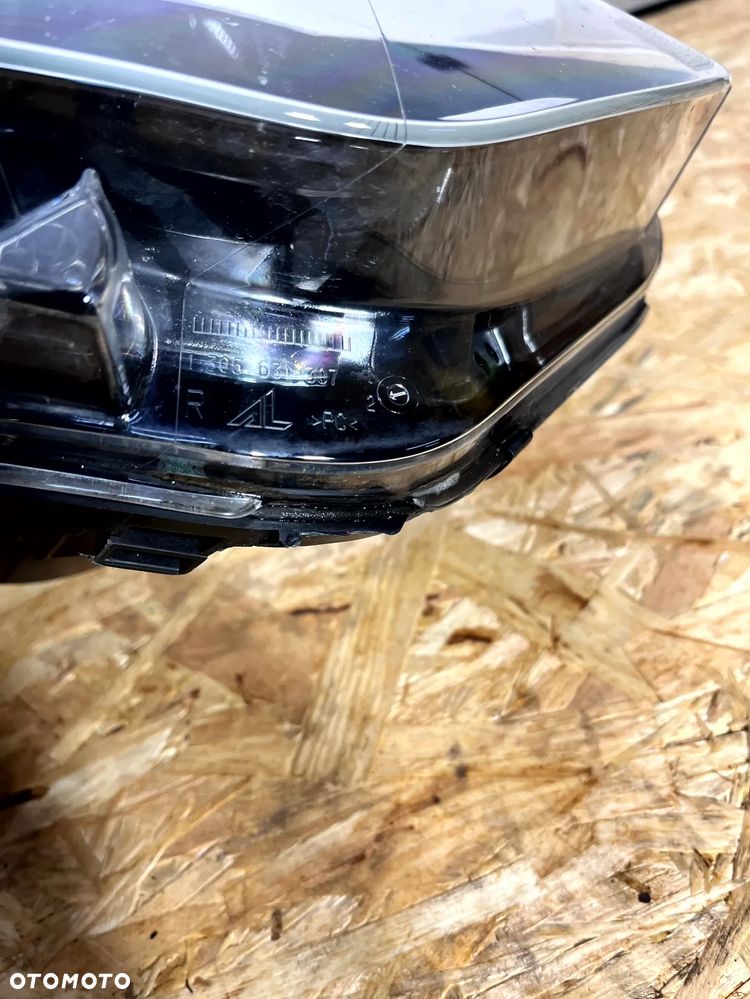 RENAULT CAPTUR I LAMPA PRAWY PRZÓD PRAWA PRZEDNIA ZWYKŁA ORYGINAŁ EUROPA BRAK JEDNEGO UCHWYTU 260102734R - 7