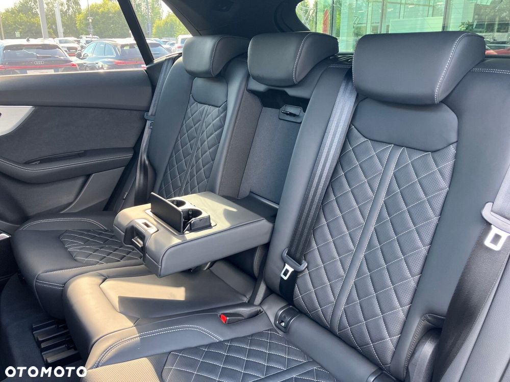 Audi SQ8 - 28