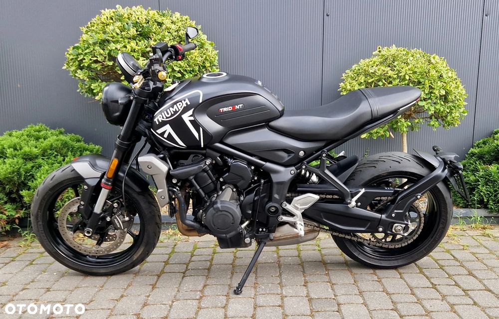 Triumph Trident - 6