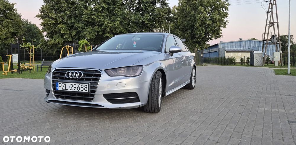 Audi A3 Sportback 1.6 TDI (clean diesel) Attraction - 2