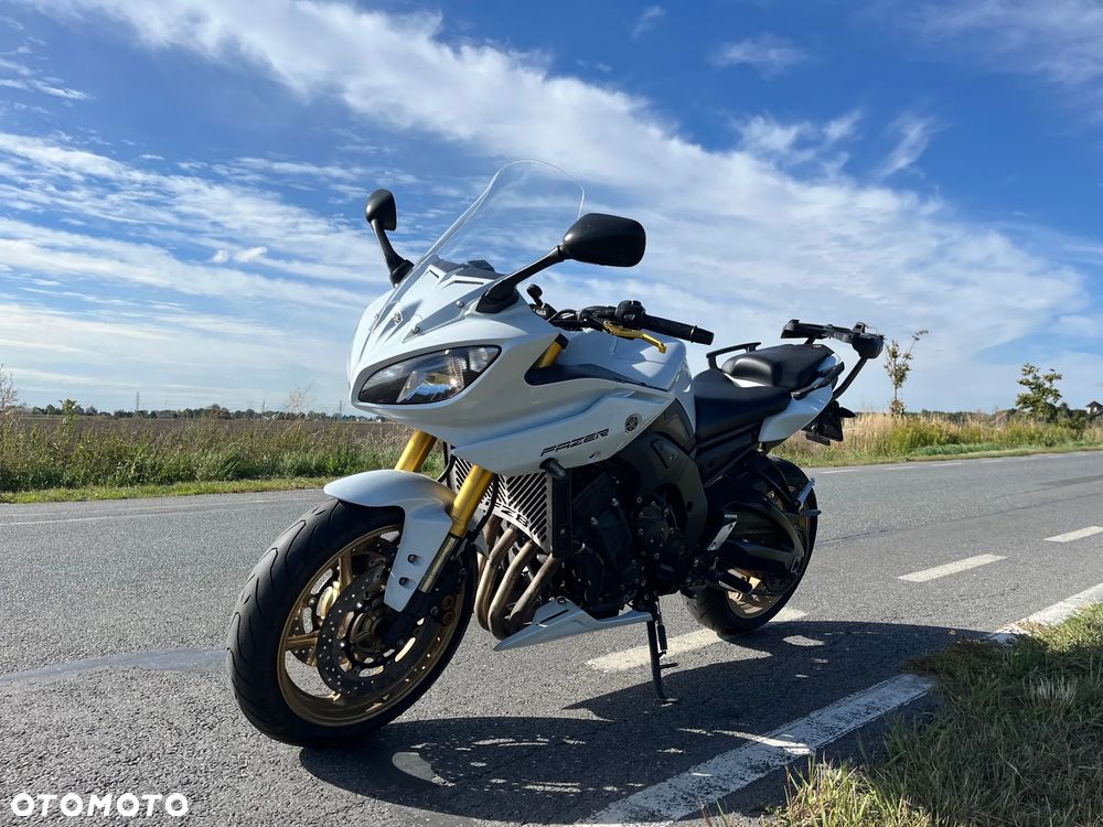 Yamaha FZ8 - 5