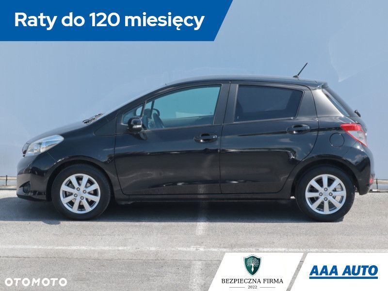 Toyota Yaris - 4