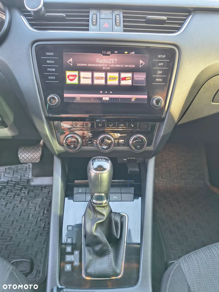 Skoda Octavia 1.5 TSI ACT Style DSG - 25