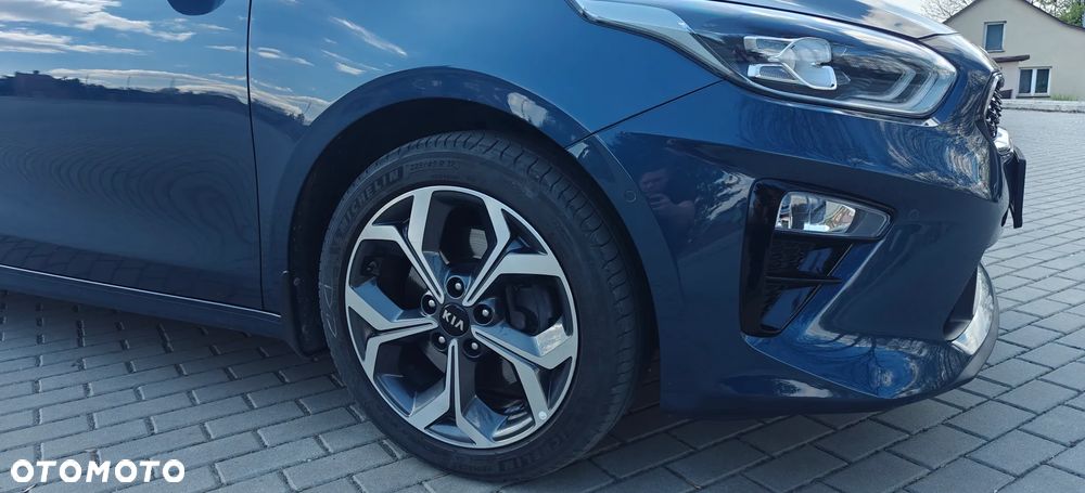 Kia Ceed 1.5 T-GDI L Business Line Plus DCT - 11