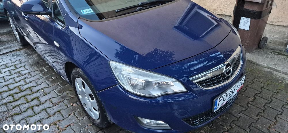 Opel Astra 1.4 - 7