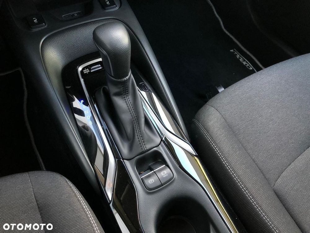 Toyota Corolla 1.8 Hybrid Style - 23
