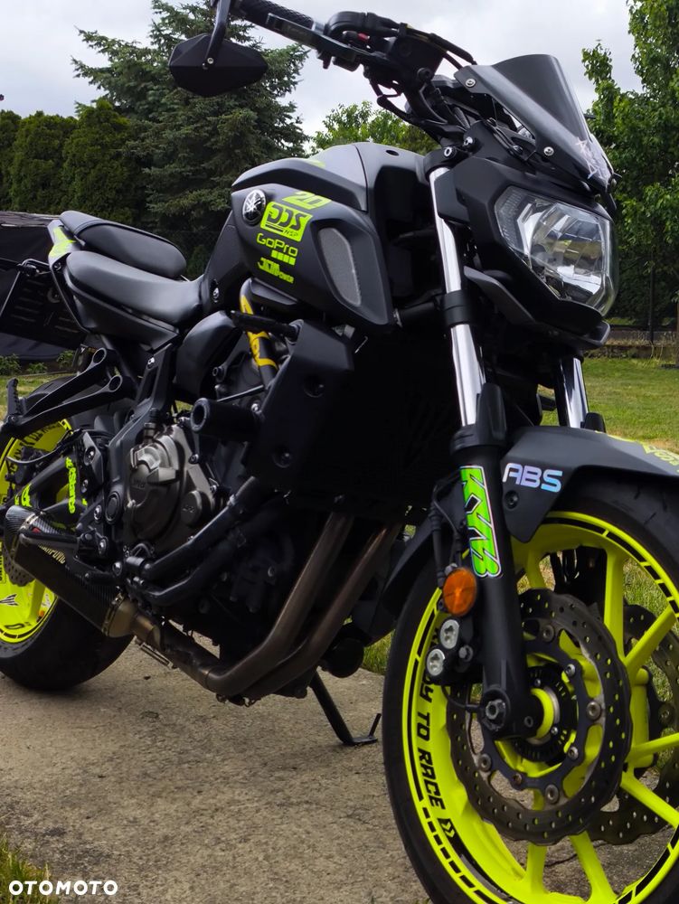 Yamaha MT - 21