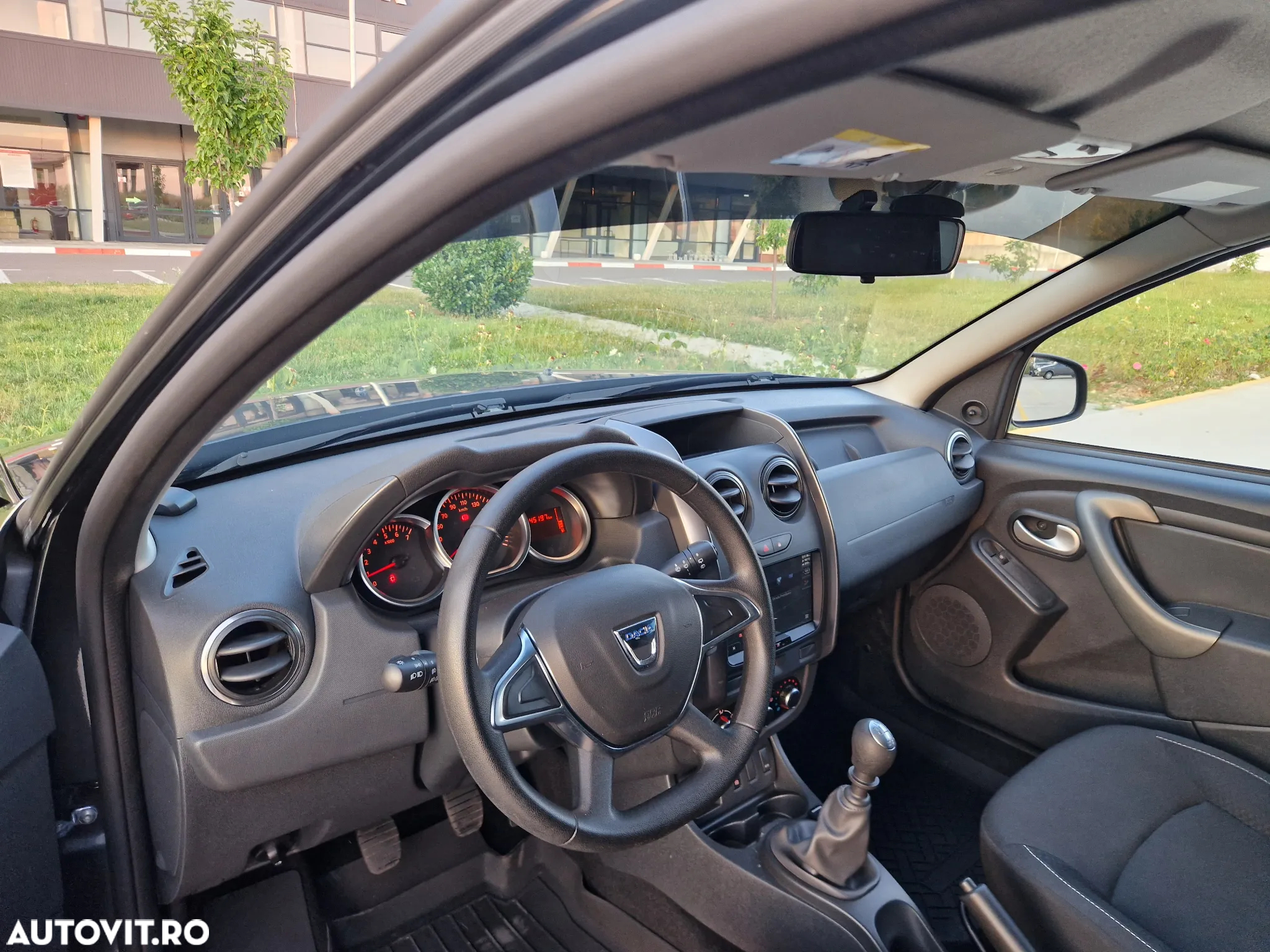 Dacia Duster 1.5 dCi 4x2 Laureate - 3