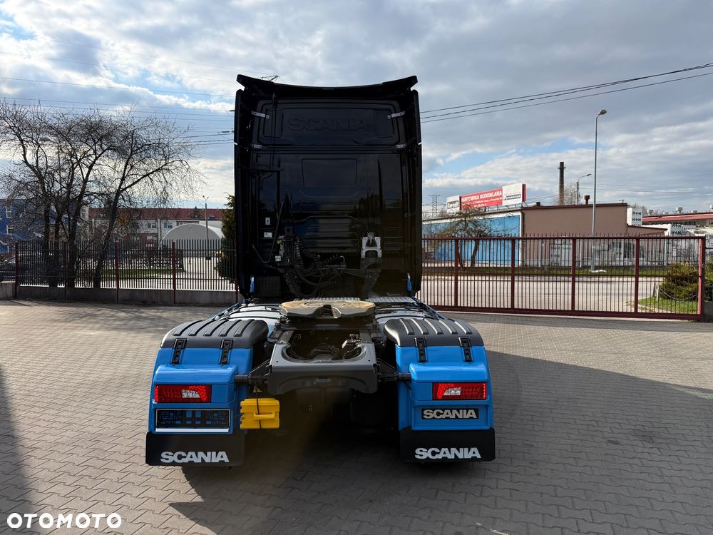 Scania - 11