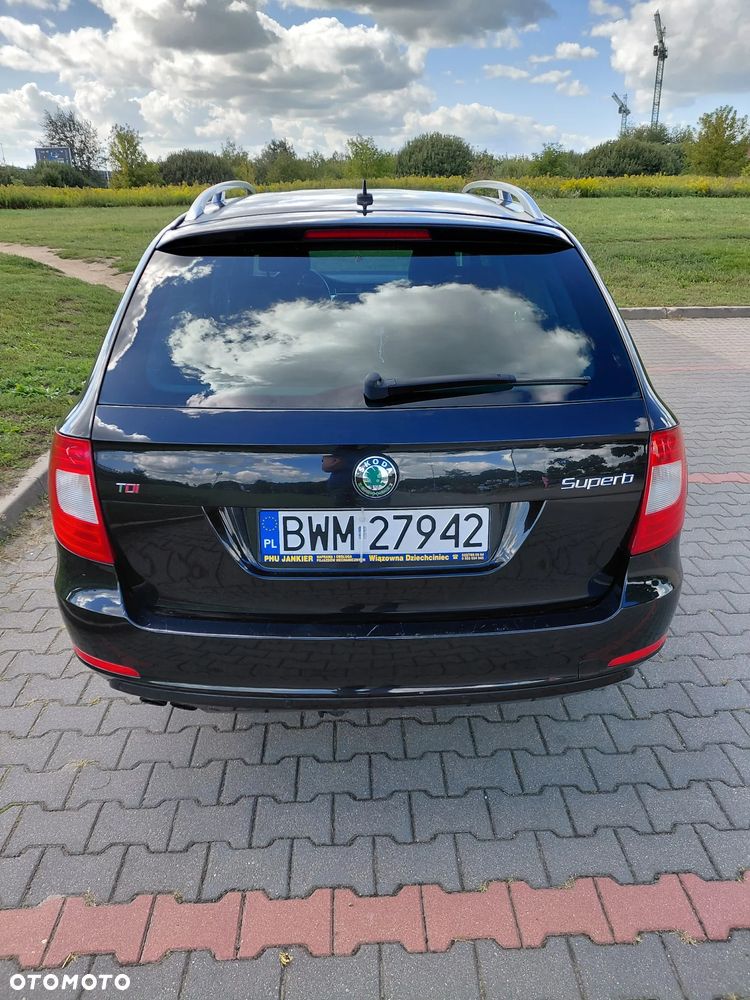 Skoda Superb 2.0 TDI Comfort DSG - 4