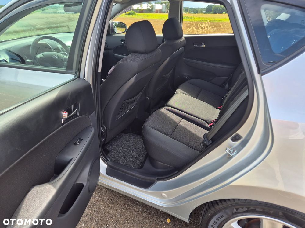 Hyundai i30 1.6 blue Comfort - 10