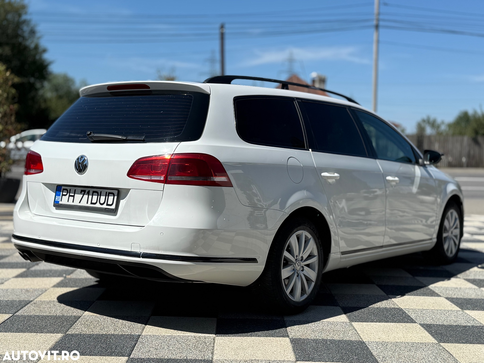 Volkswagen Passat Variant 2.0 Blue TDI DSG SCR Exclusive - 5