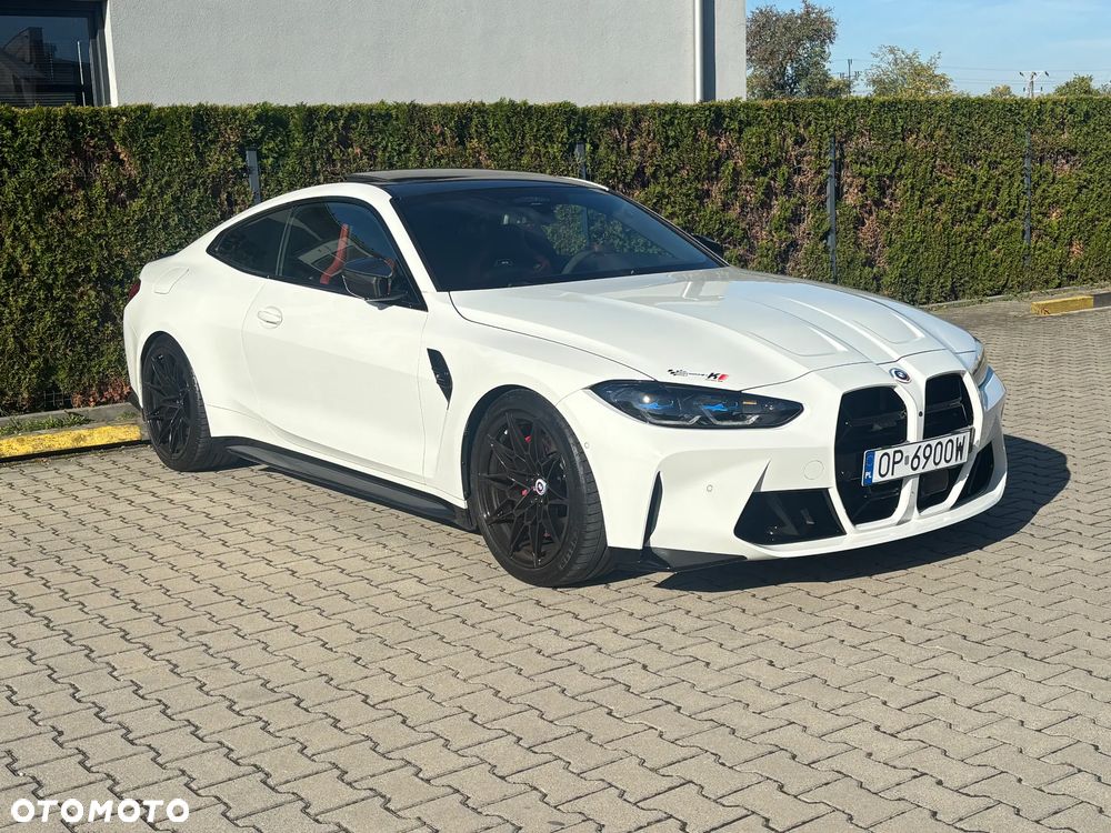 BMW M4 2022 photo 4