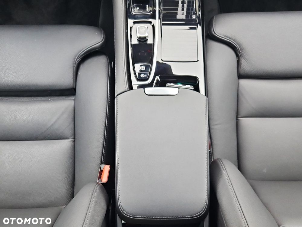 Volvo S90 T8 AWD Plug-In Hybrid Ultimate Dark - 21