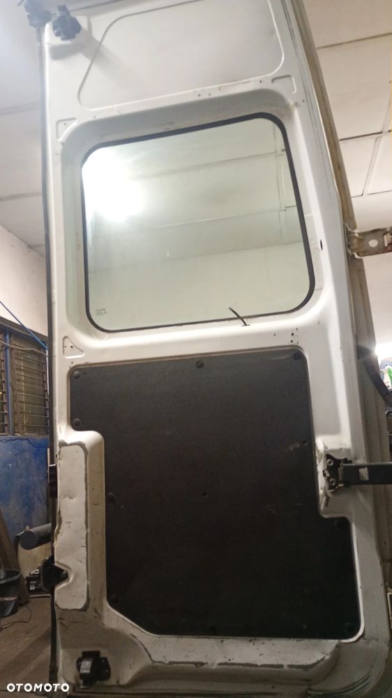 F.VAT KOMPLETNE UZBROJONE DRZWI TYLNE LEWE H2 Z SZYBĄ Renault Master III MOVANO B SZYBA DRZWI TYLNYCH - 4