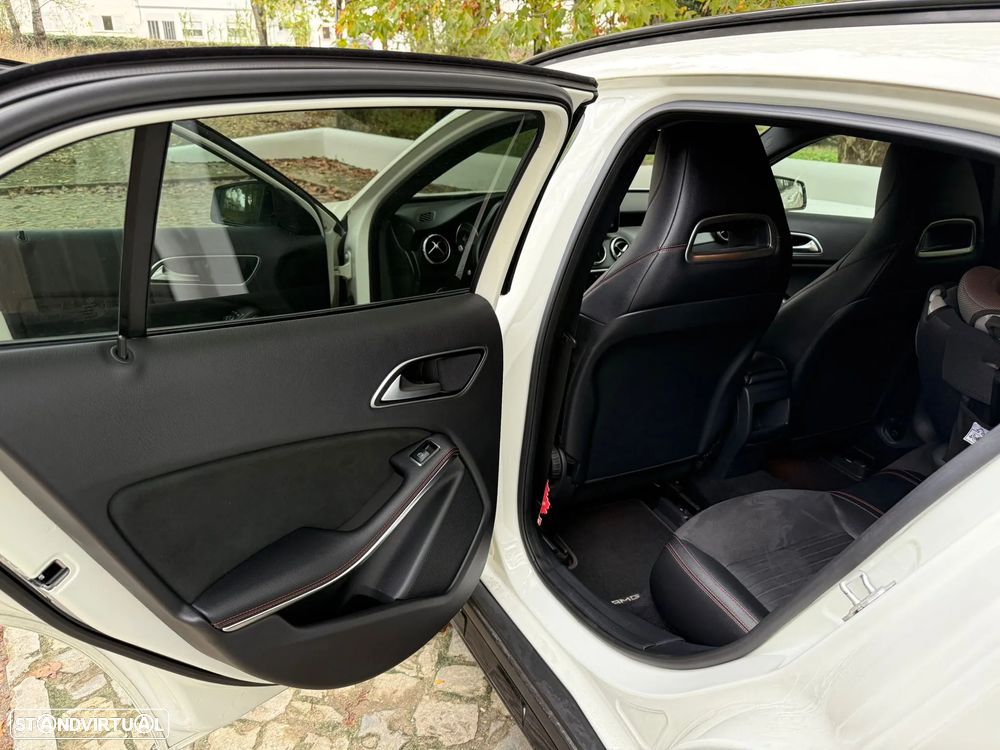 Mercedes-Benz GLA 200 (CDI) d 7G-DCT AMG Line - 8