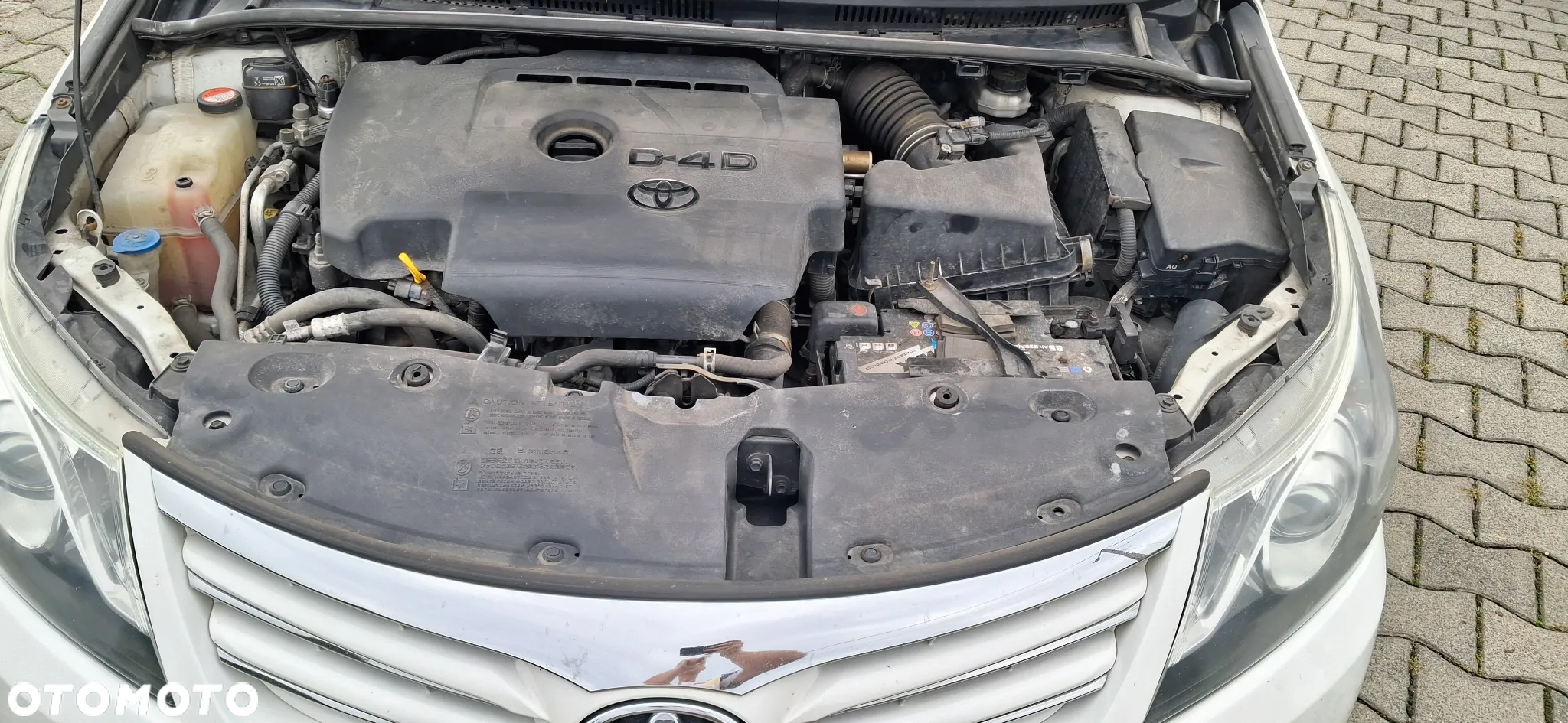Toyota Avensis 2.0 D-4D Active - 13