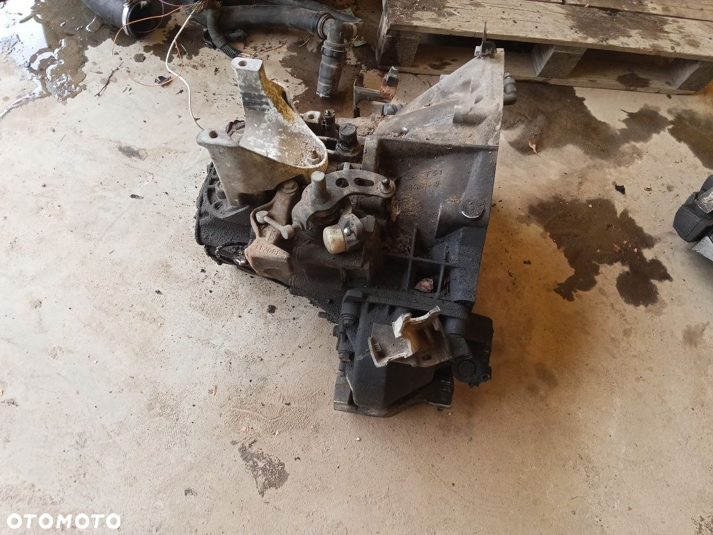 Manualna skrzynia biegów citroen C5 x7 III 2.0 HDi 136km - 4