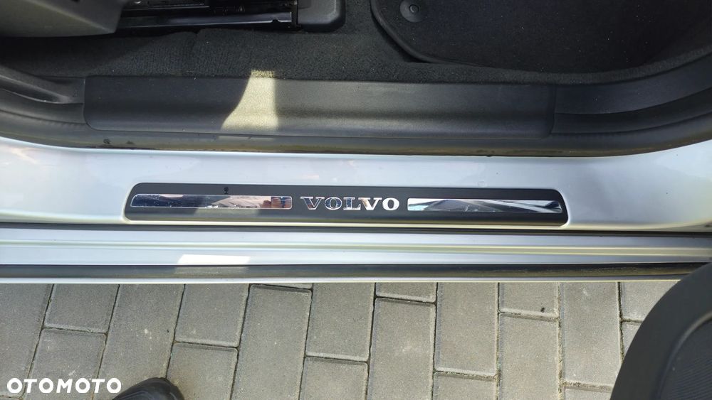 Volvo V60 D3 Geartronic Summum - 19