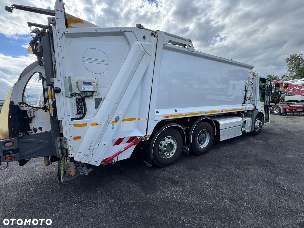 Mercedes-Benz Econic - 6