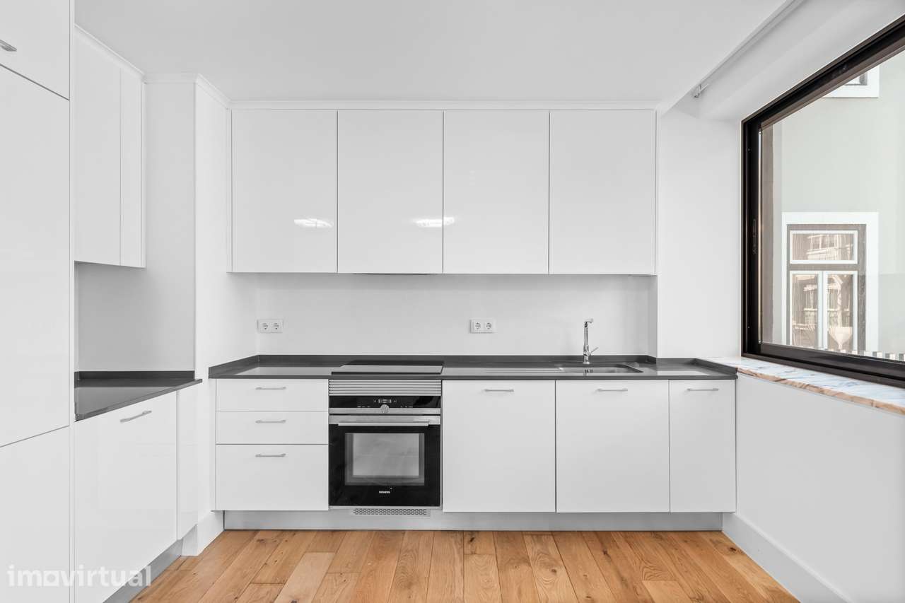 Moderno apartamento T2 na Prestigiada Avenida Duque d'Ávila - Grande imagem: 4/21