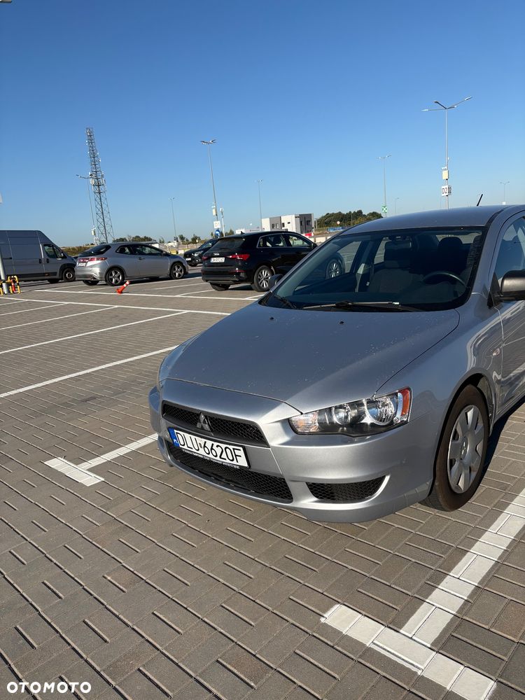 Mitsubishi Lancer 1.8 Inform - 2