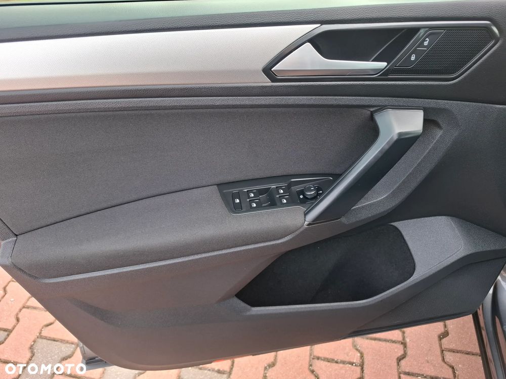Volkswagen Tiguan 1.4 TSI BlueMotion Technology Trend & Fun - 31