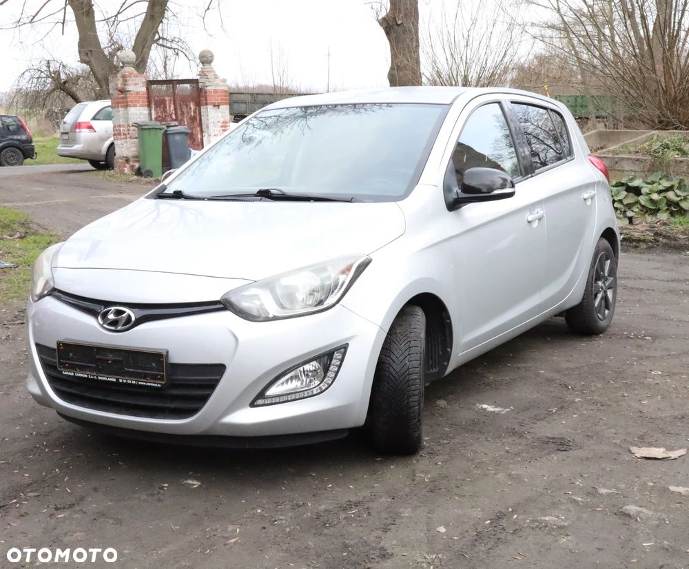 Hyundai i20 - 11