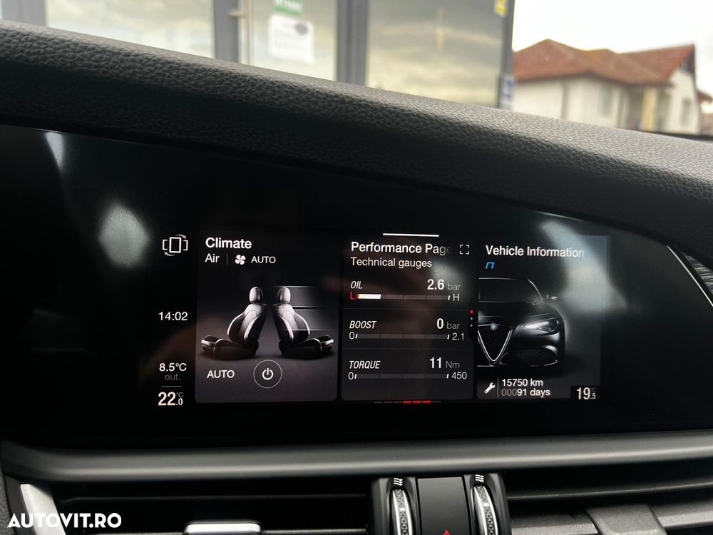 Alfa Romeo Giulia - 20