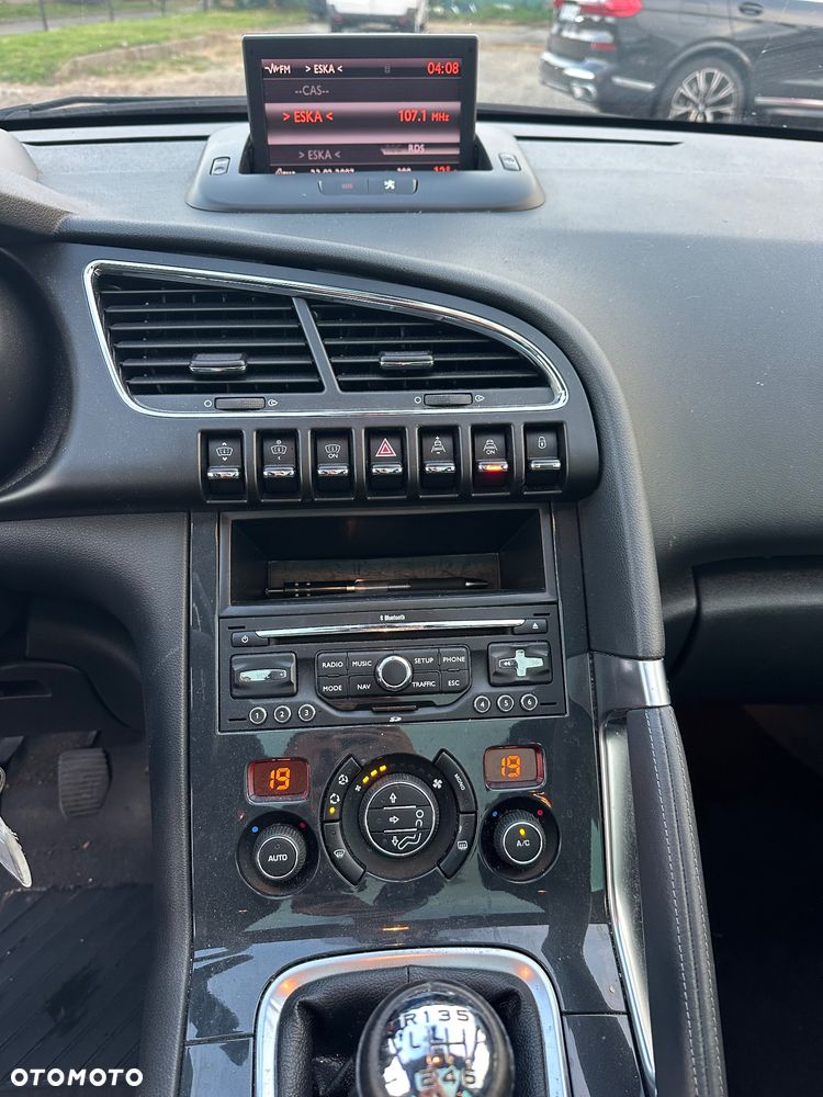 Peugeot 3008 1.6 Premium+ - 11